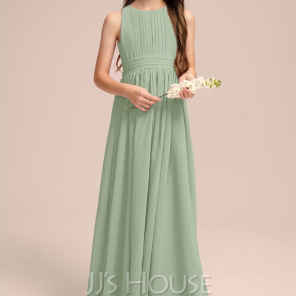 JJ’s house A-Line Scoop Neck Floor-Length Chiffon Junior Bridesmaid Dress